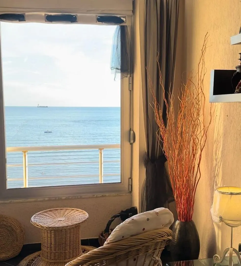 Beach Front Apartment Pedonale Durrës